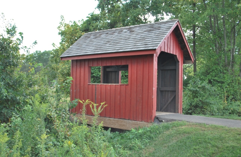 Cozy Restaurant Covered Bridge