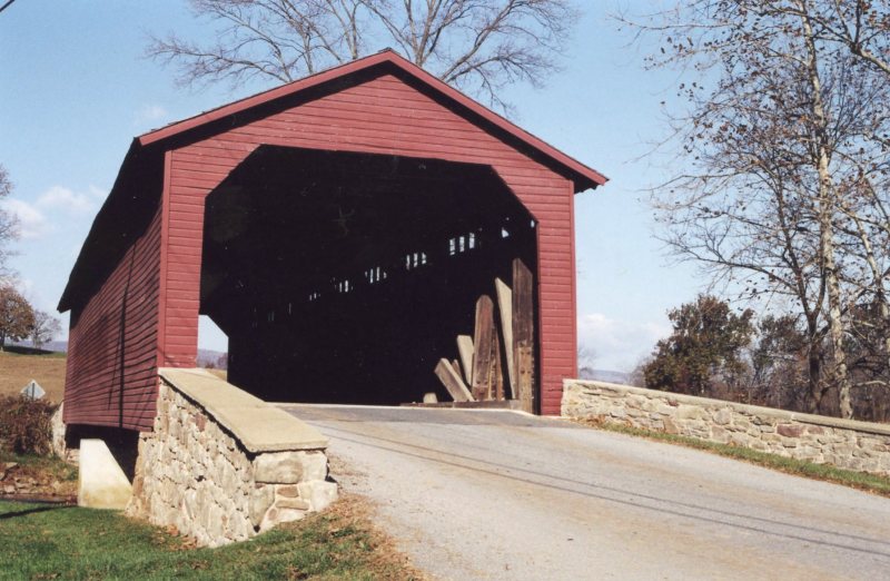Utica Mills 1998